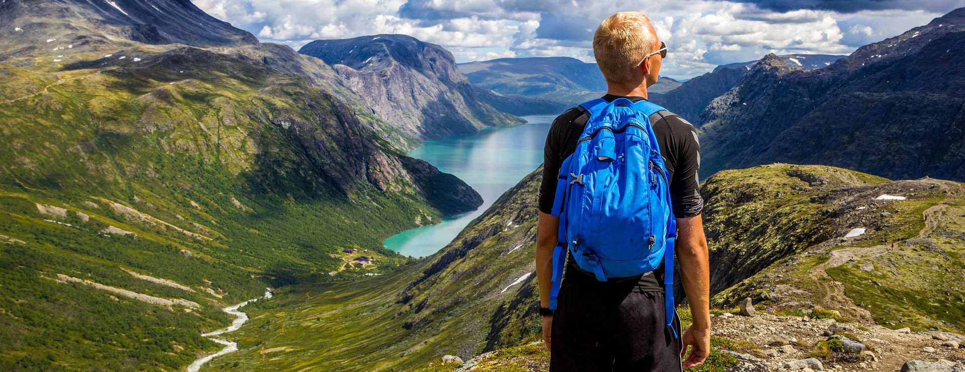 Front Page -Outdoor Camping Shop backpacker 772991 1920